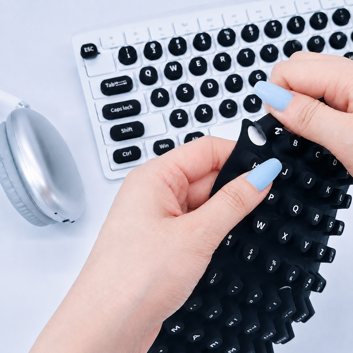 GLUEY Universal External Keyboard